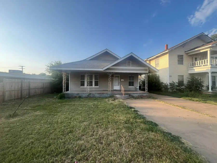 2110 9th Street, Wichita Falls, TX 76301 - #3