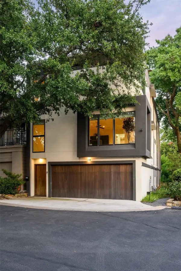 4610 Christopher Place, Dallas, TX 75204