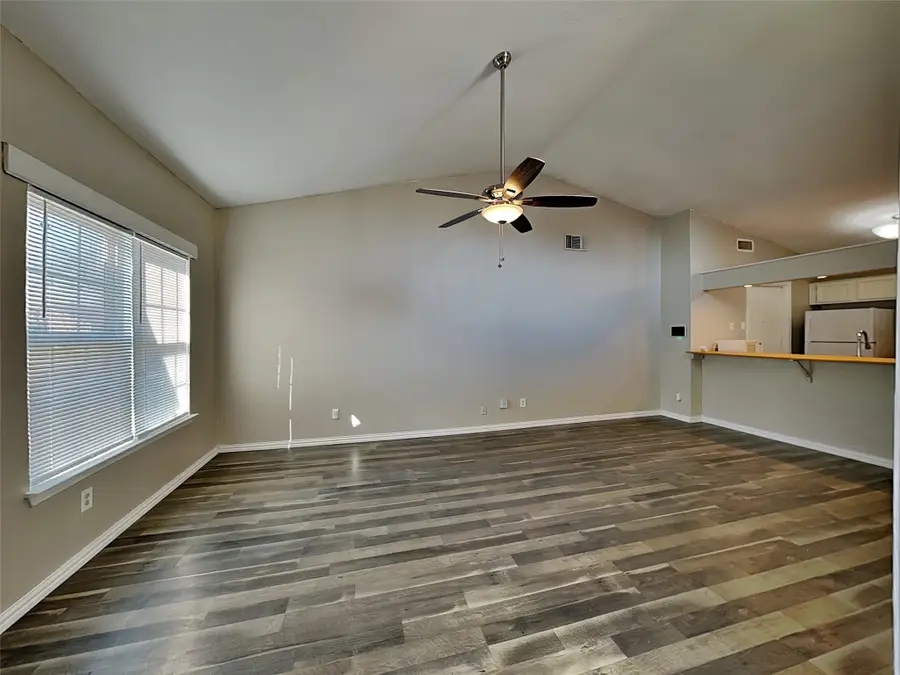 1621 Scottsdale Drive, Arlington, TX 76018 - #3