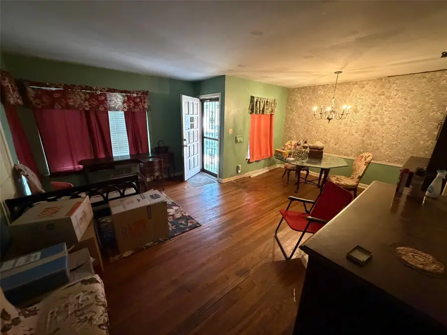 3845 W Spurgeon Street, Fort Worth, TX 76133 - #2