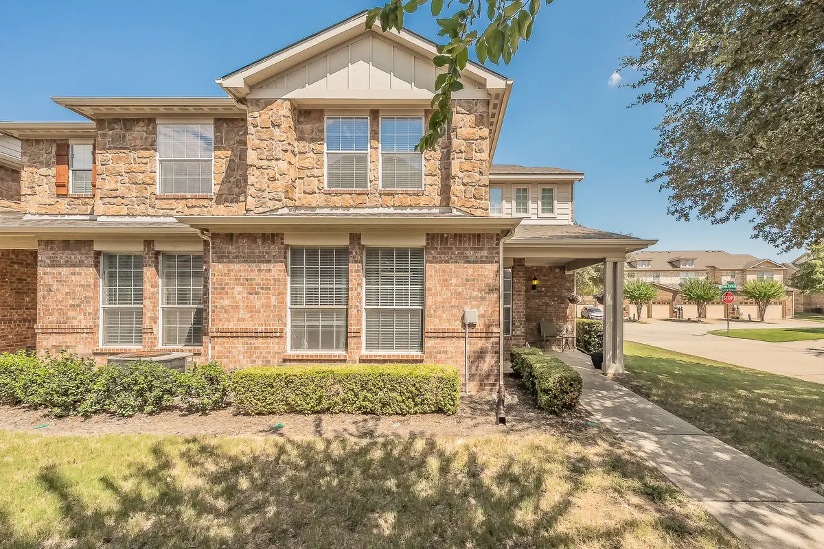 2741 Hyde Park Drive, Grand Prairie, TX 75050 - #1