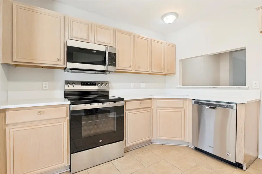 800 Ponselle Drive, Arlington, TX 76001 - #2
