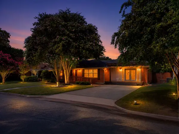 909 Finch Avenue, McKinney, TX 75069