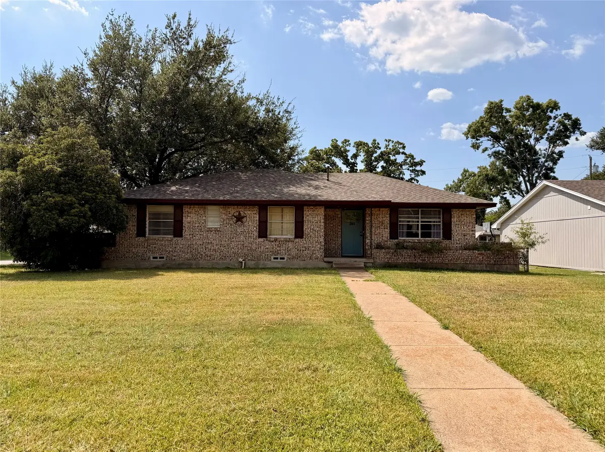 201 Collins Drive, Terrell, TX 75160 - #1