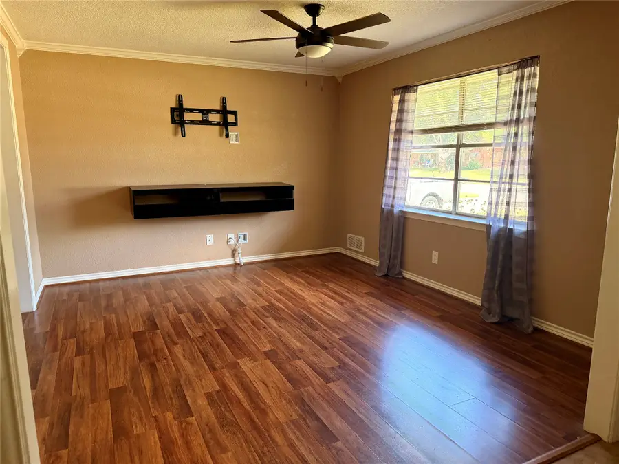 201 Collins Drive, Terrell, TX 75160 - #3