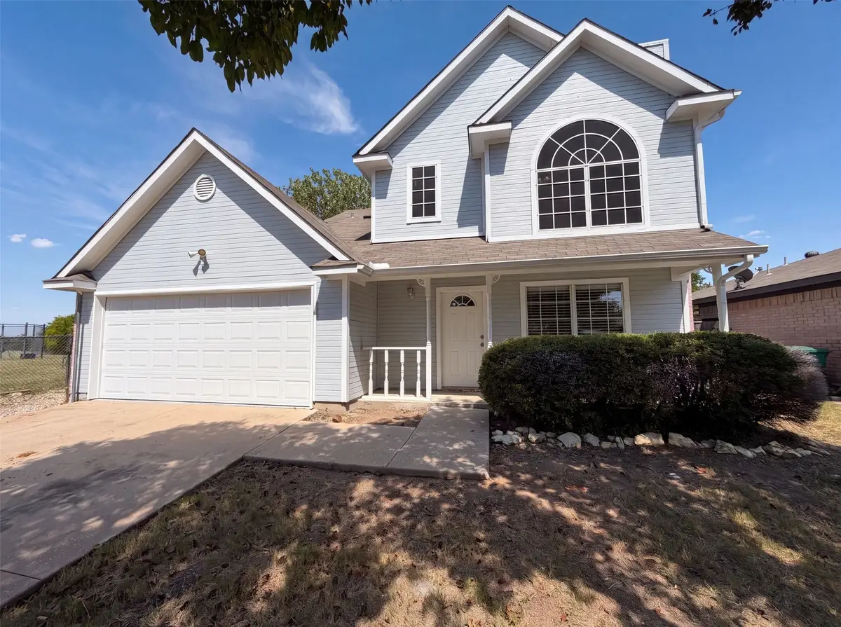 6604 N Chesterfield Drive, Fort Worth, TX 76179 - #1