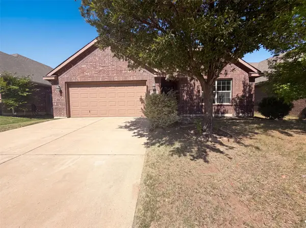 11920 Hassop Lane, Burleson, TX 76028