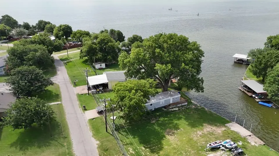 3903 Montgomery Drive, Granbury, TX 76049 - #1