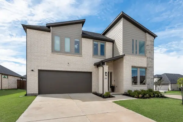 2037 Dovedale Drive, Forney, TX 75126