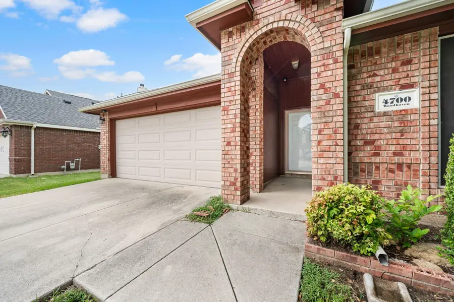 4700 Woodhaven, Haltom City, TX 76137 - #2