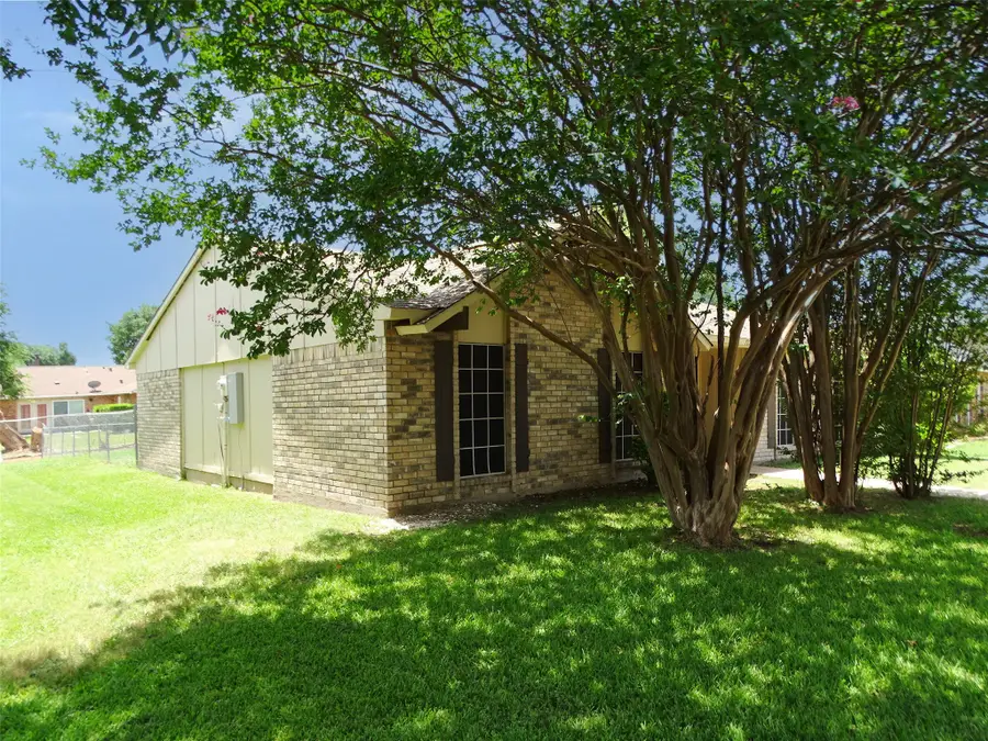 7220 Emory Oak Lane, Dallas, TX 75249 - #2