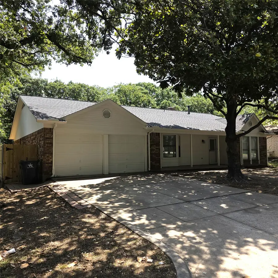 5525 Parliament Drive, Arlington, TX 76017 - #2