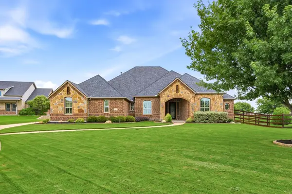 13450 Kira Lane, Justin, TX 76247