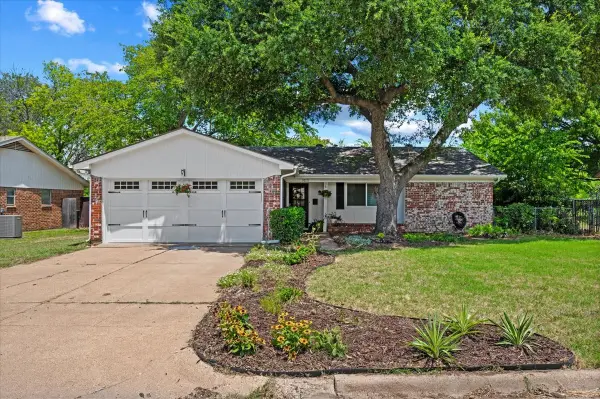 7413 Christopher Court, North Richland Hills, TX 76180