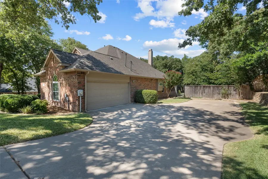 725 Big Horn Trail, Crowley, TX 76036 - #3