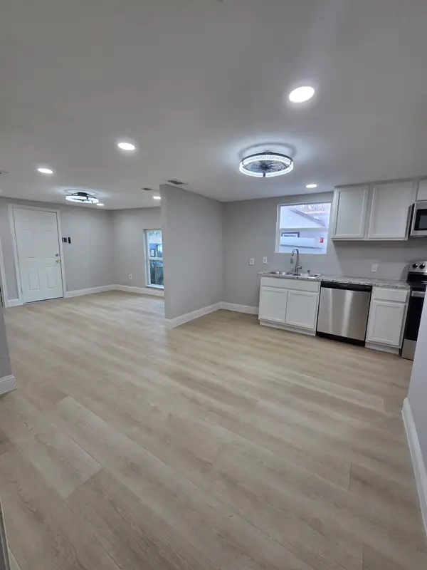 3703 Bertrand Avenue, Dallas, TX 75210
