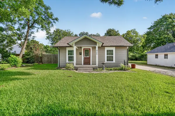 805 Houston Street, Arlington, TX 76012