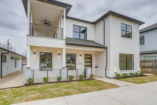 2705 Gordon Avenue, Fort Worth, TX 76110