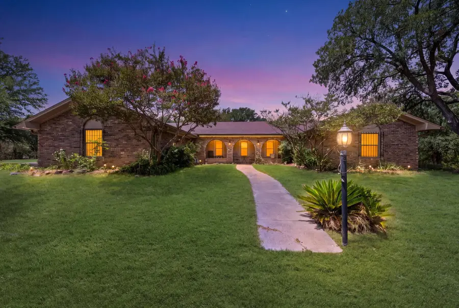 2534 S Robinson Drive, Robinson, TX 76706 - #2