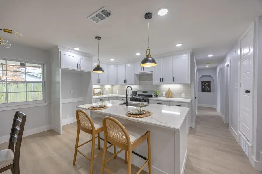 1208 Andrews Street, Arlington, TX 76011 - #2