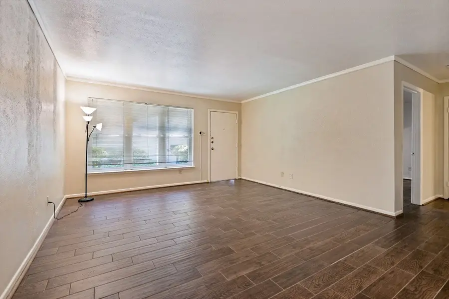 3827 Gilbert Avenue #109, Dallas, TX 75219 - #2