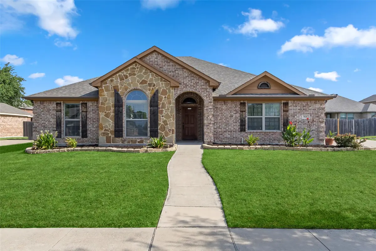 915 Sage Meadow Drive, Glenn Heights, TX 75154 - #1