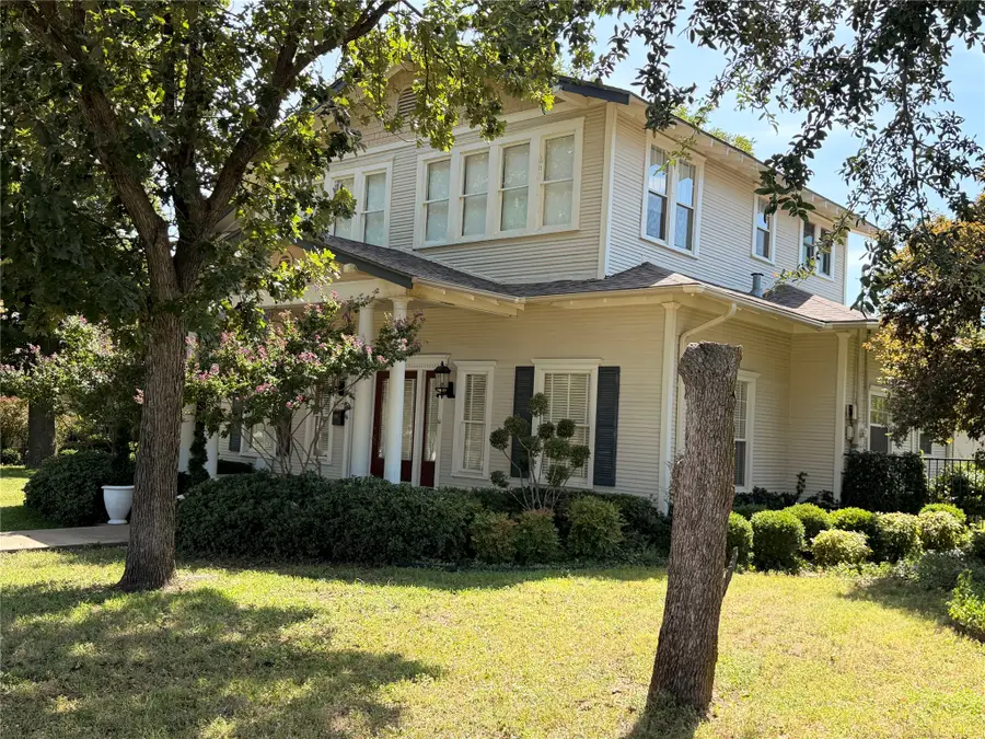 605 S Seaman Street, Eastland, TX 76448 - #2