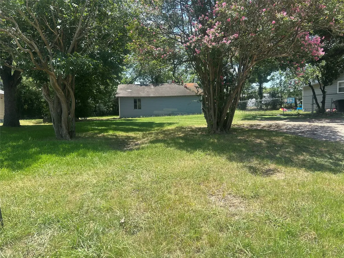 1008 E High Street, Terrell, TX 75160 - #1