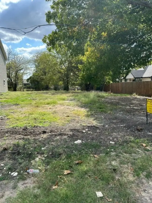 402 E Bonham Street, Tom Bean, TX 75491 - #1