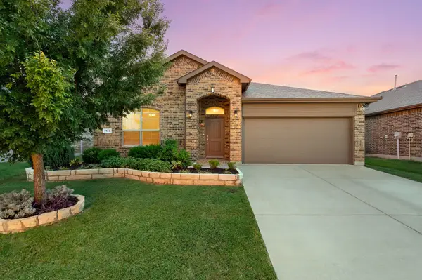 1132 Blooming Prairie Trail, Fort Worth, TX 76177