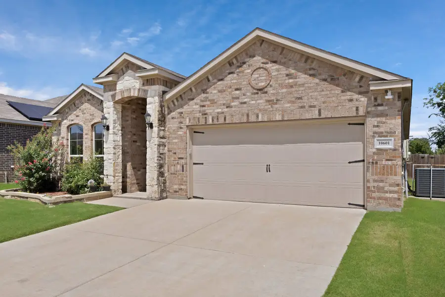 10601 Summer Place Lane, Fort Worth, TX 76140 - #3