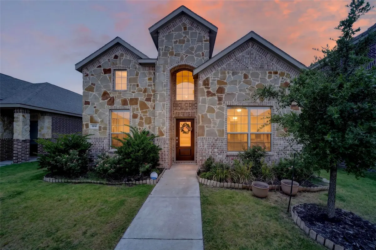 1212 Western Yarrow Avenue, Justin, TX 76247 - #1