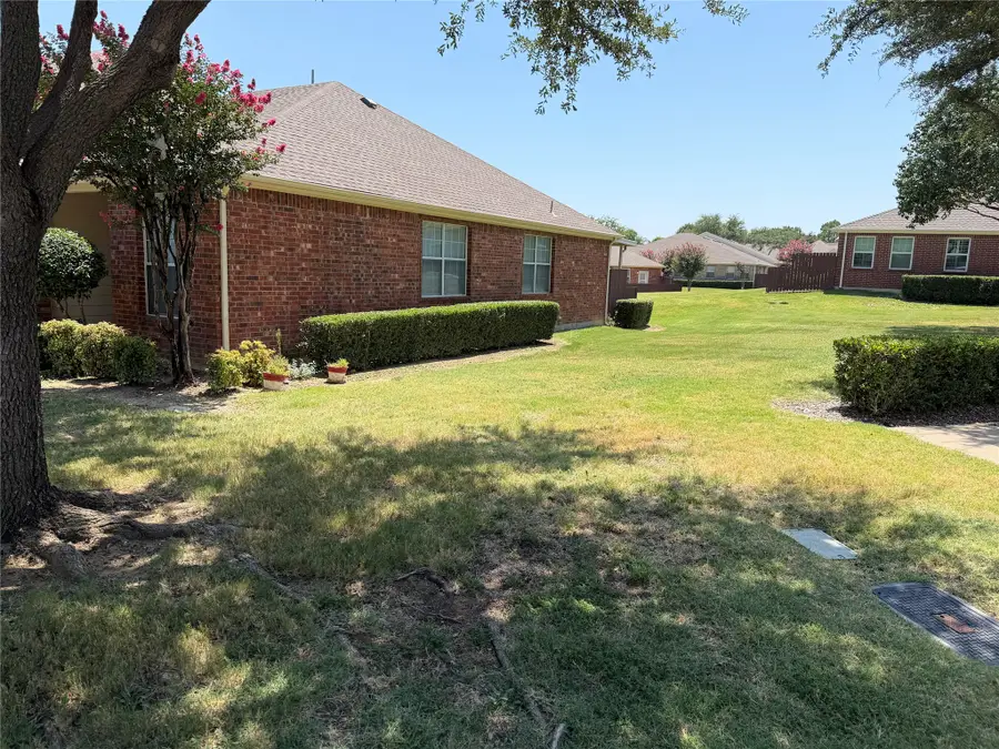 260 Bexar Drive, Lewisville, TX 75067 - #2