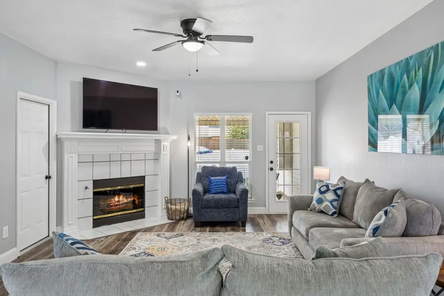 8510 Hartford Drive, Rowlett, TX 75089 - #2