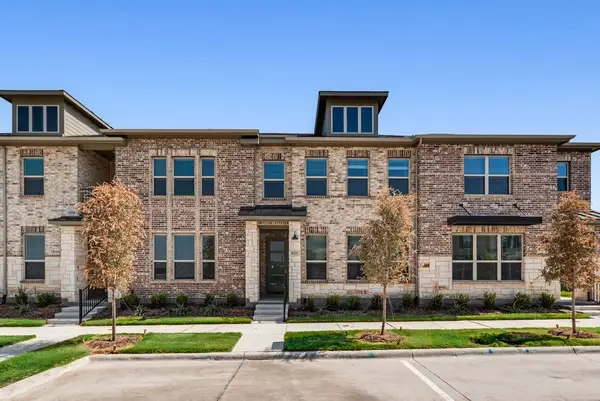 8321 Bayside Drive, Rowlett, TX 75088