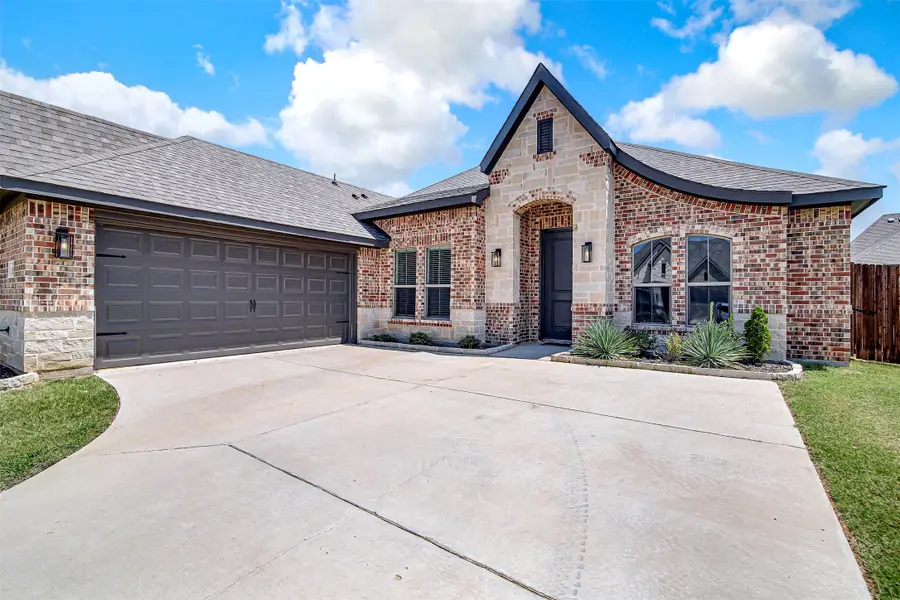 112 Mockingbird Hill Drive, Joshua, TX 76058 - #2