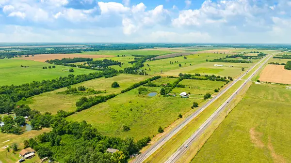 000 Hwy 24, Paris, TX 75460