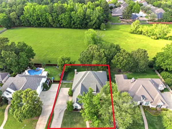 2122 Woodlands Drive, Tyler, TX 75703
