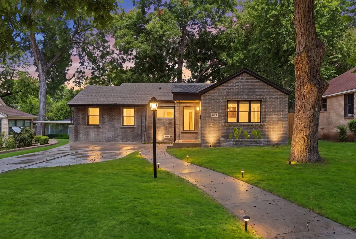 1426 Alaska Avenue, Dallas, TX 75216 - #1
