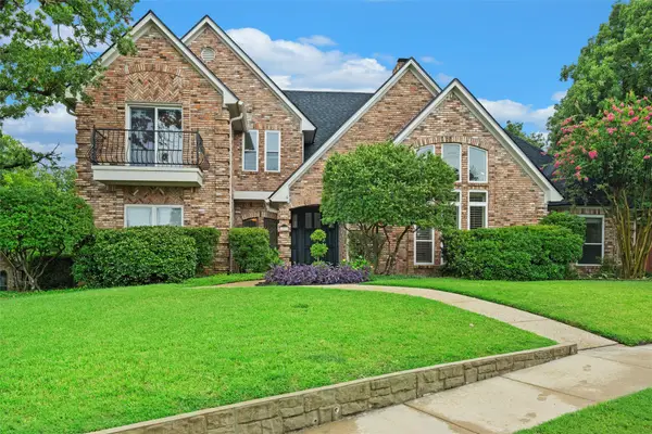 6512 Shorewood Drive, Arlington, TX 76016