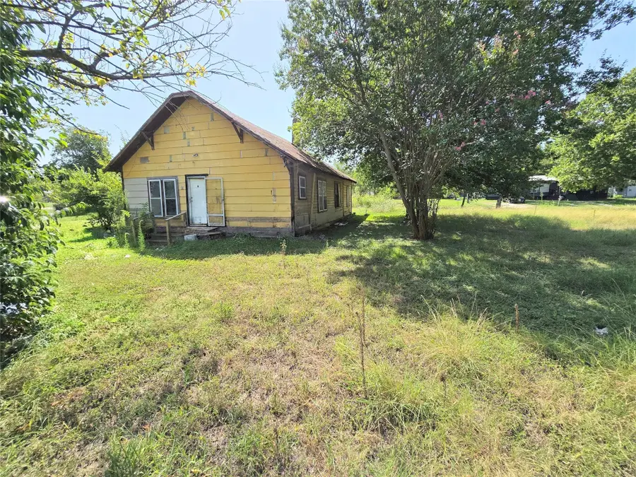 700 3rd Street, Hubbard, TX 76648 - #3