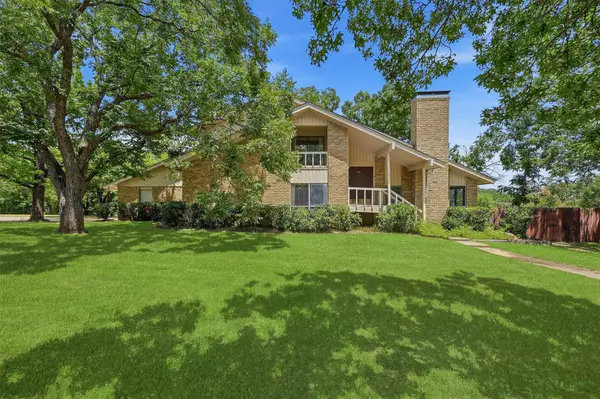 146 River Hills Drive, Denison, TX 75020