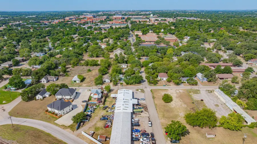 717 N Mccart Street, Stephenville, TX 76401 - #2