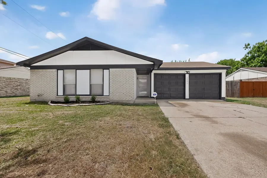 3045 Lisetta Street, Grand Prairie, TX 75052 - #2