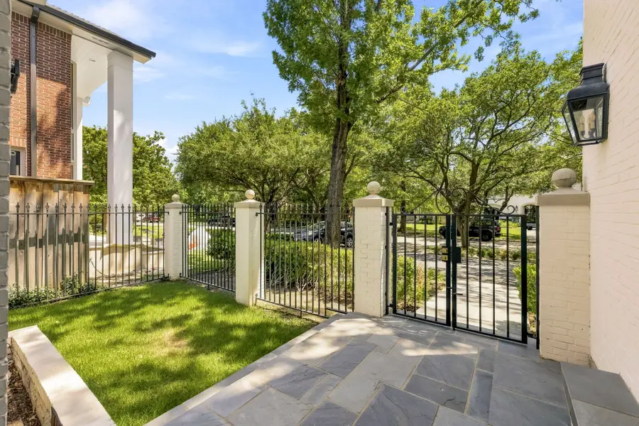 4020 Mcfarlin Boulevard, University Park, TX 75205 - #2