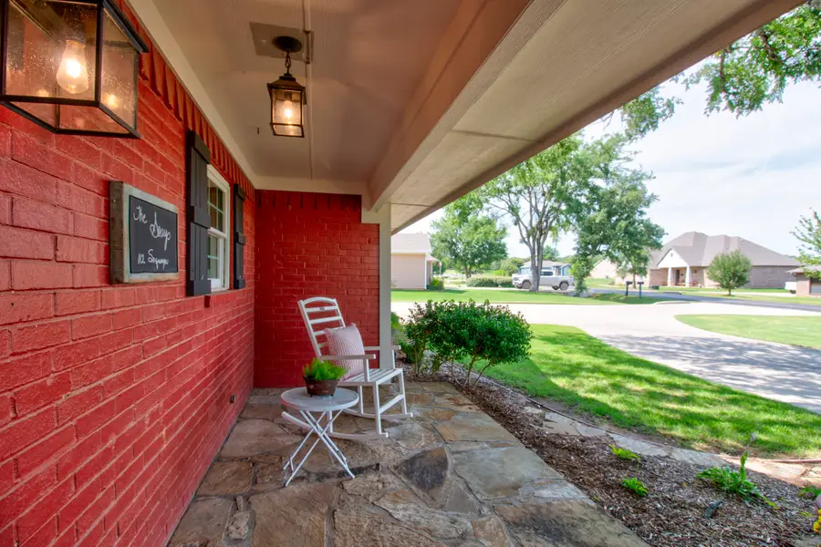 112 Sequoya Drive, Lake Kiowa, TX 76240 - #3