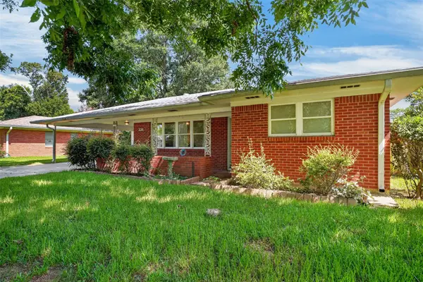 326 Meadowbrook Lane, Shreveport, LA 71105