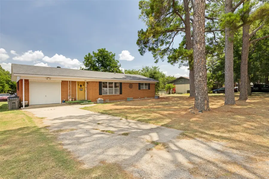1012 Rosebud Drive, Azle, TX 76020 - #2