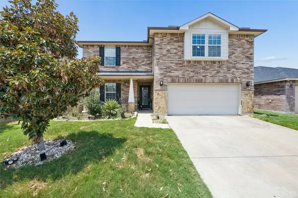 709 Bastrop Drive, Arlington, TX 76002