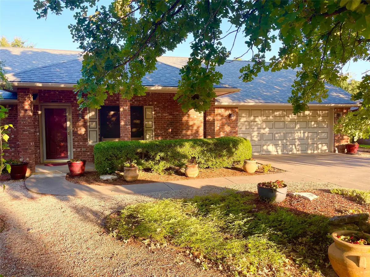 634 Maplewood Drive, Stephenville, TX 76401 - #1